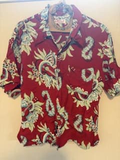 も*ん様 SUN SURF アロハシャツ ウクレレ 半袖 レッドのサムネイル