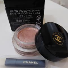 CHANEL アイシャドウのサムネイル