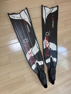 Carbonio G.F.T. Force フィン　omerフィンバック付きのサムネイル