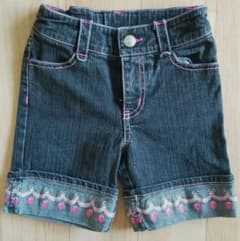 メゾピアノ　ハーフパンツ　いちご柄　ジーンズ　110のサムネイル