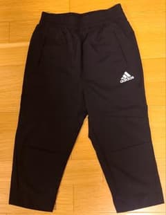 【新品、未使用】adidas 黒 ハーフパンツ 130cmのサムネイル