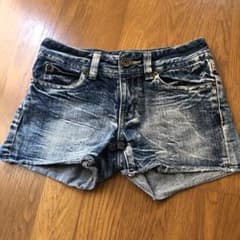 デニム　ホットパンツのサムネイル