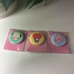 BTS　ファミリーマート× BT21　オリジナル缶バッジ 3個セットのサムネイル