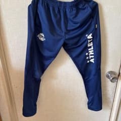 ATHLETA トレーニングパンツ ネイビー150のサムネイル