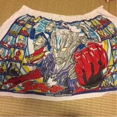 ウルトラマンサーガのプールタオルのサムネイル