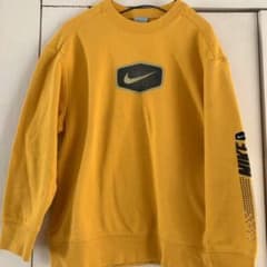 NIKE センター ワッペンロゴ スウェット トレーナー イエローのサムネイル
