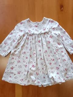 PETIT BATEAU プチバトー　花柄ワンピース 86cmのサムネイル
