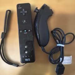Tested and working Wii Remote and Nunchuk Set (Black)