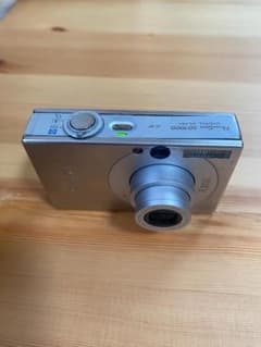 Canon IXY DIGITAL 10 シルバー ジャンク 通電・撮影確認済みのサムネイル