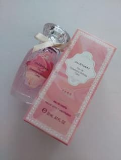 JILLSTUART オード ストロベリーバースデーケーキ 限定品のサムネイル