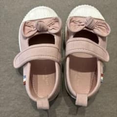 リボン付きピンクシューズのサムネイル