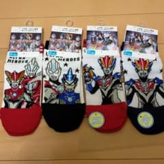 ウルトラマン　靴下　ヒーローズ　ルーブ　バンダイのサムネイル