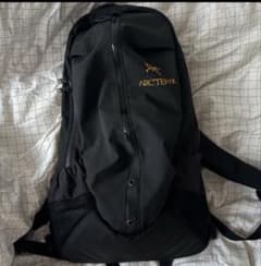 廃盤】ARC'TERYX ブラックリュック 撥水、アロー22 アークテリクス