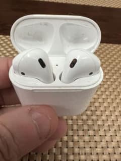 APPLE AirPods 第二世代のサムネイル
