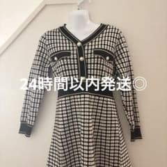 【美品】バイカラー ニットワンピース パールボタン 長袖 上品のサムネイル