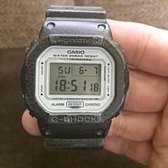G-SHOCKのサムネイル