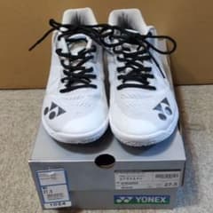 YONEXバドミントンシューズ  メンズのサムネイル