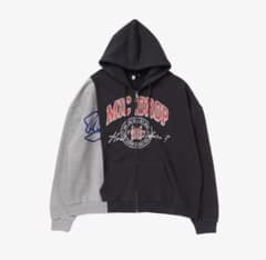 BTS パーカー 公式のサムネイル