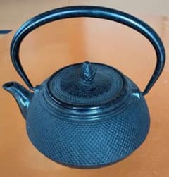 南部鉄器　鉄びんのサムネイル