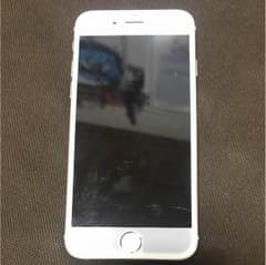 iPhone 6 16GB auのサムネイル