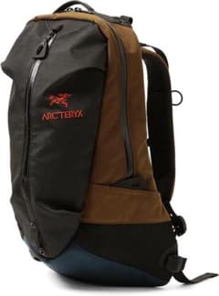 ARC'TERYX×BEAMS　別注　ARRO22　18FW【新品・未使用】のサムネイル