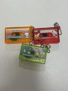 サンリオ カセットテープ風 アクリルキーホルダー 3個セットのサムネイル
