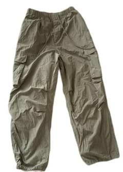 GU カーゴパンツ カーキーのサムネイル