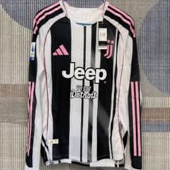 ユヴェントス 9番 ヴラホヴィッチ 長袖サッカーユニフォーム ユヴェントス 9番 ヴラホヴィッチ 長袖サッカーユニフォーム - メルカリ