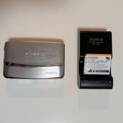 FUJIFILM FINEPIX コンパクトデジタルカメラのサムネイル