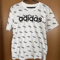 adidas 総柄ロゴ Tシャツ ホワイト Mサイズのサムネイル