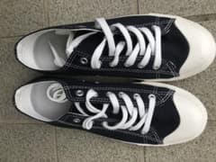 なつ様専用★無印良品★紺色スニーカーのサムネイル