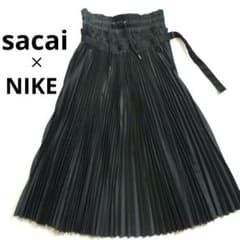 美品■NIKE×Sacai ナイキ　サカイ　プリーツラップスカート 　ブラック黒 美品□NIKE×Sacai ナイキ サカイ プリーツラップスカート ブラック黒