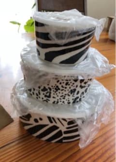 《新品》GIVENCHY 高気密レンジ容器のサムネイル