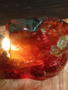 天然琥珀 原石 約24g 赤色透過 金色 褐色 アンバーのサムネイル