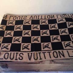 LOUIS VUITTON マフラーのサムネイル