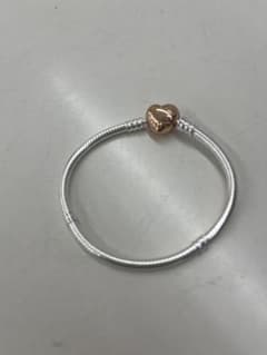 Pandora ブレスレット ハートモチーフ　16cmのサムネイル