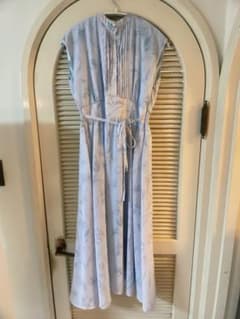 tocco closet 花柄ノースリーブワンピースのサムネイル