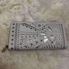 ANNA SUI カットアウト長財布 ホワイト - メルカリ