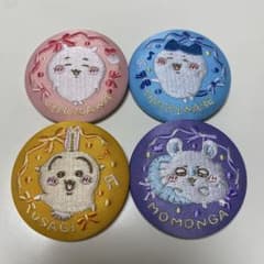 ちいかわ 刺繍缶バッジ 4種セットのサムネイル