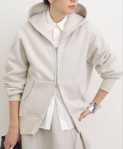 アパルトモン AMERICANA WIDE FULLZIP HOODIE 新品 - メルカリ