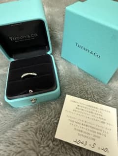 Tiffany & Co. プラチナ リング 7号 専用ボックス付き - メルカリ