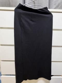 UNIQLO タイトスカート　ブラックのサムネイル