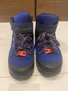 Columbia キッズ　20㎝　トレッキングシューズのサムネイル