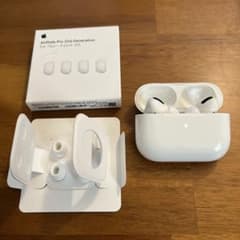 Apple AirPods Pro 純正 第1世代 A2084 本体とケース付 - メルカリ
