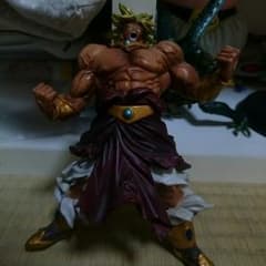 ブロリーフィギュアのサムネイル