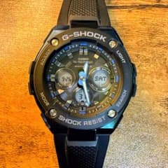【美品】CASIO G-SHOCK GST-W300G 電波ソーラーのサムネイル