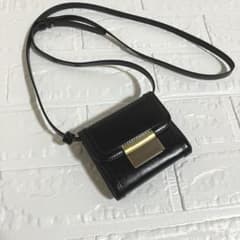 CHARLES&KEITH シャーロットウォレット ミニ財布 ショルダー付き