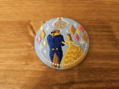Disney Characters 刺繍缶バッジビスケット2(美女と野獣)のサムネイル
