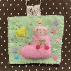 Thumbnail of くつしたハムちゃん フェルトマスコット ハンドメイド キーホルダー