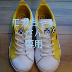 モカちゃんさん専用です。MINIONS × PUMA スニーカーのサムネイル